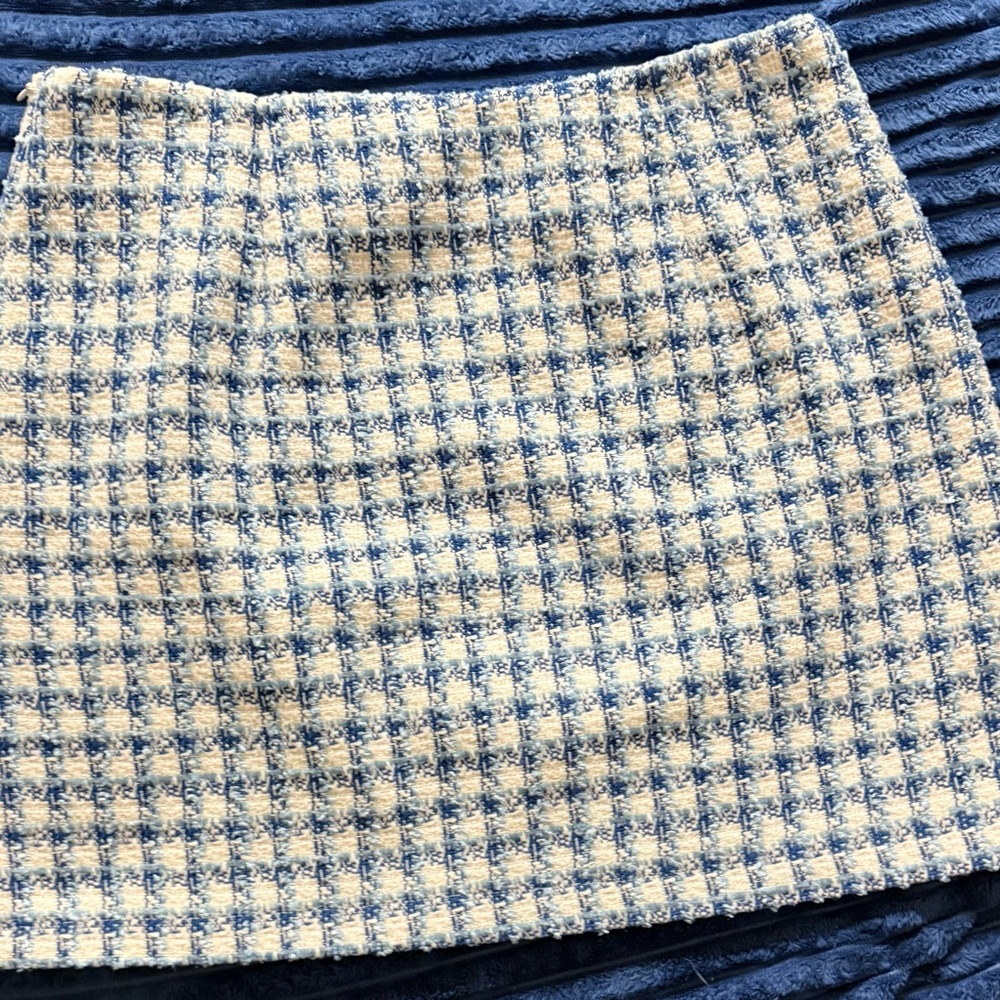 Chic Blue and Cream Checkered Mini Skirt